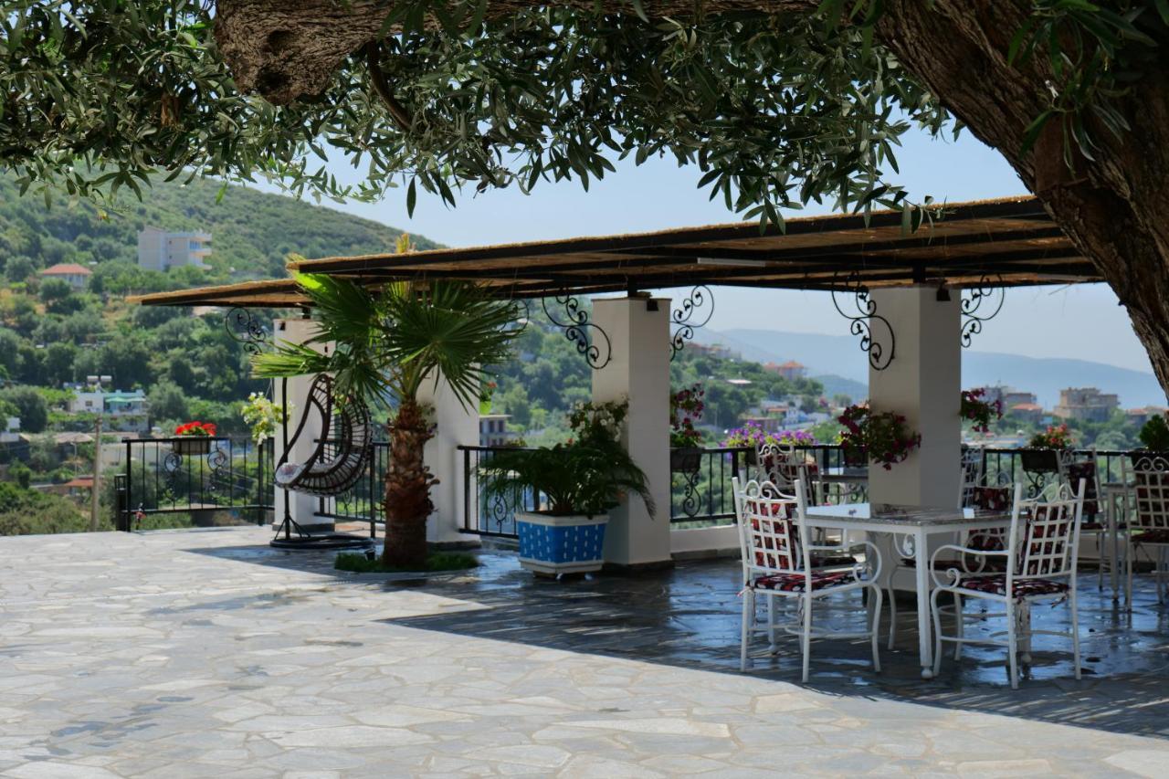 Vila Panorama Piqeras住宿加早餐旅馆 外观 照片