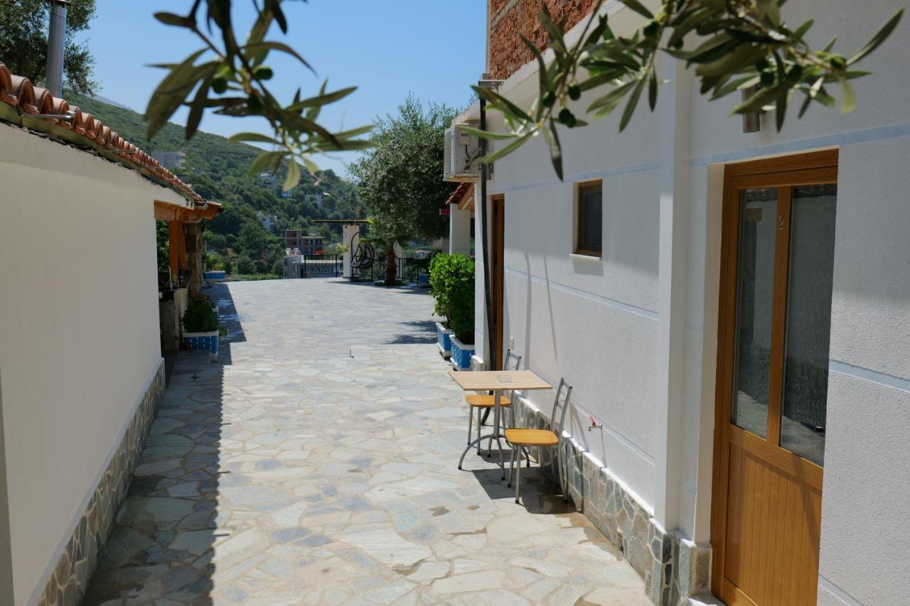 Vila Panorama Piqeras住宿加早餐旅馆 外观 照片